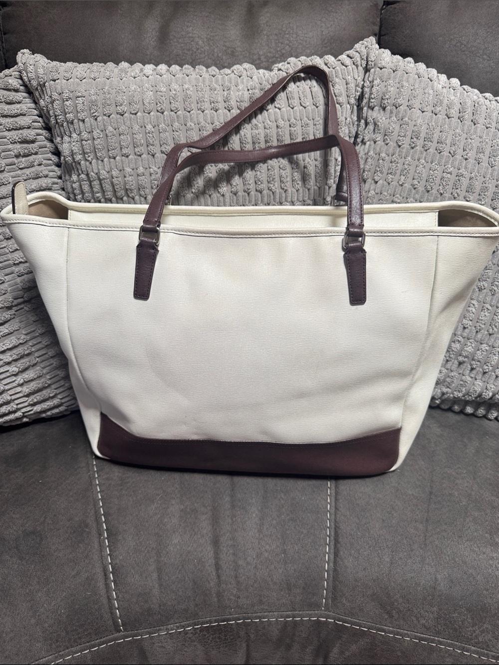 COACH White Leather Tote with Brown Trim and Straps - Picture 2 of 6